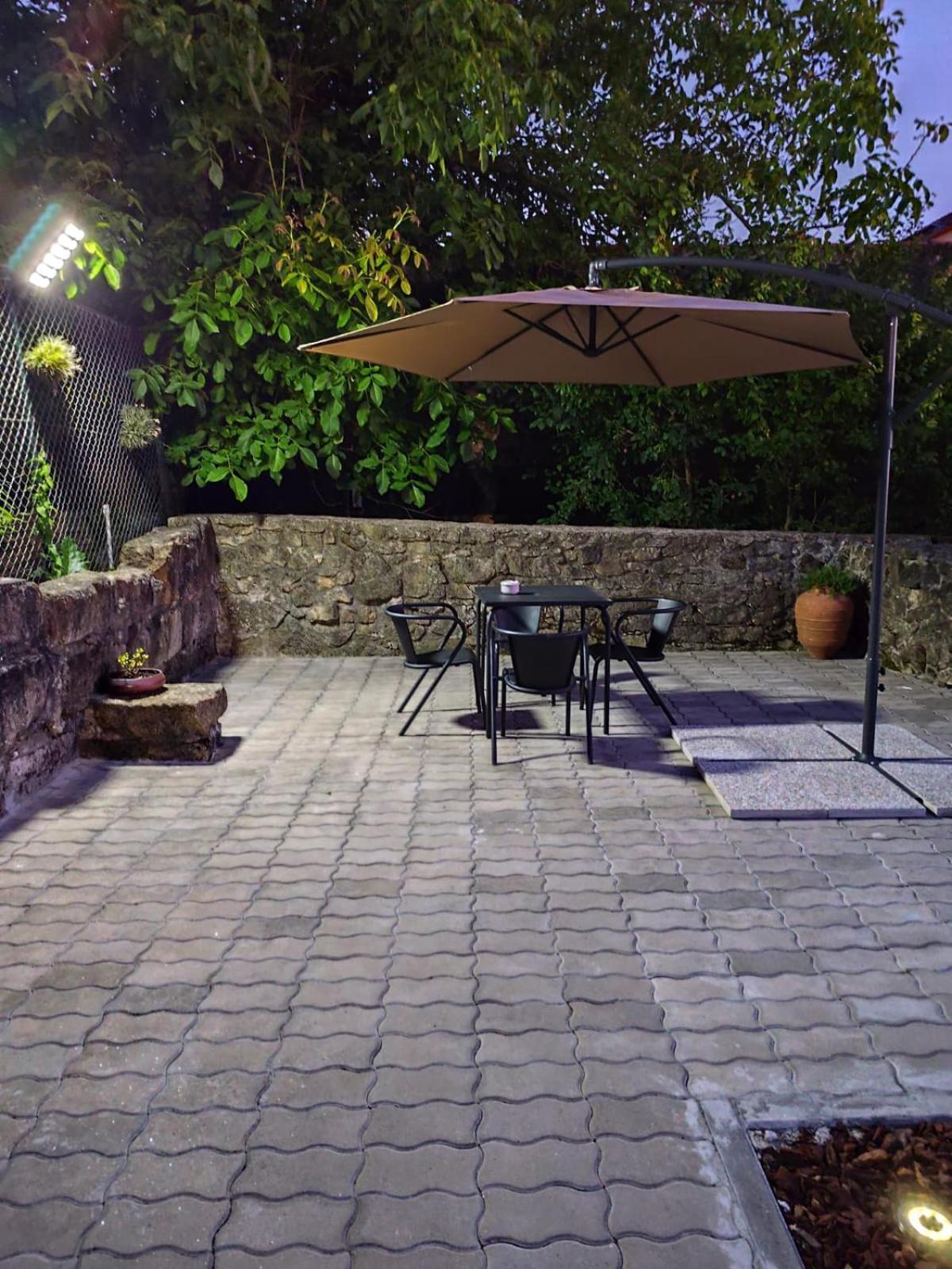 Porto Garden Yard Apartment Екстер'єр фото
